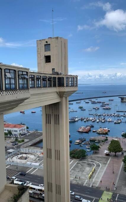 100 Axe Bahia Proximo Ao Farol Da Barra Wifi 300 Mega Apartamento Salvador